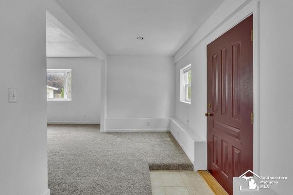 Empty room, Interior, Recessed Lighting