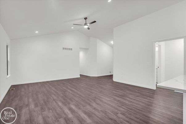 Empty room, Interior, Recessed Lighting, Wood Texture Flooring