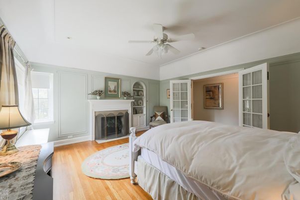 Bedroom, Fireplace, Interior, Wood Texture Flooring