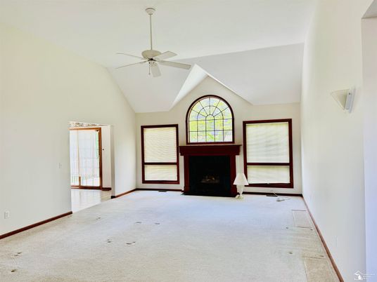 Empty room, Fireplace, Interior
