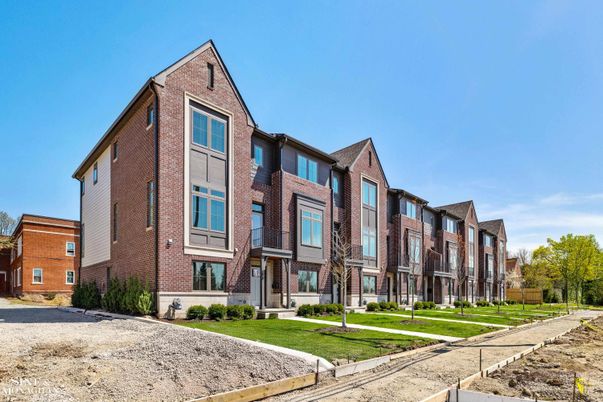 Exterior, Facade, Brick Facade, Rowhouse