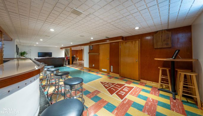 Interior, Recessed Lighting