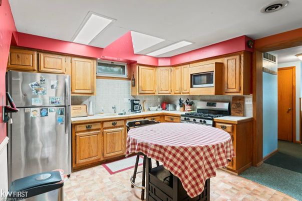 Interior, Kitchen, Stainless Steel Appliances