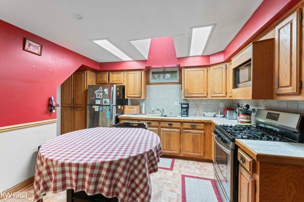 Interior, Kitchen, Tile Countertops