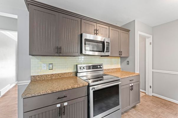 Interior, Kitchen, Stainless Steel Appliances, Wood Texture Flooring