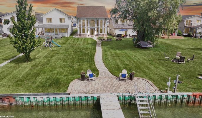 Backyard, Exterior, Playground