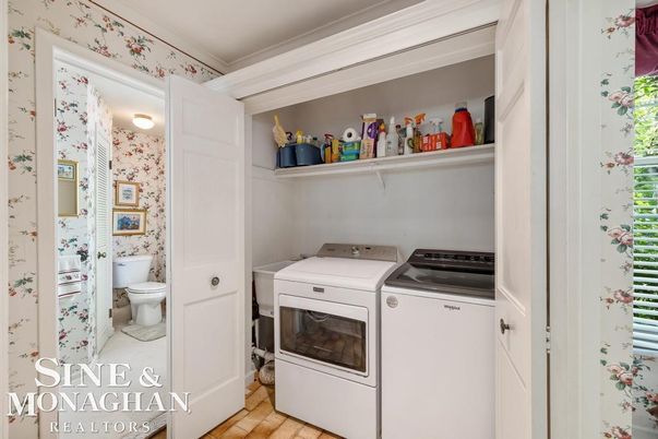 Bathroom, Interior, Utility Closets, Washer