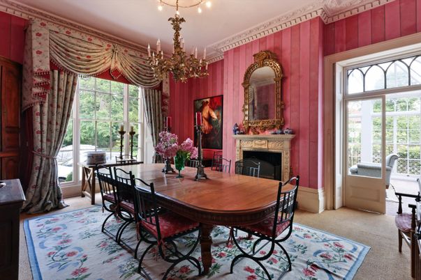 Chandelier, Dining room, Fireplace, Interior