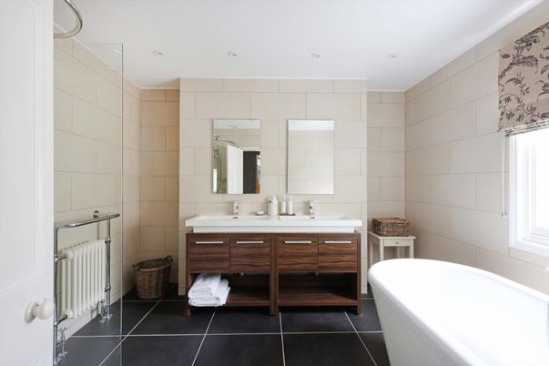 Bathroom, Dual Sink Vanities, Free Standing Baths, Interior, Recessed Lighting