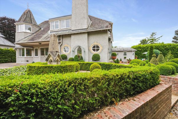 Backyard, Exterior, Facade, French Provincial
