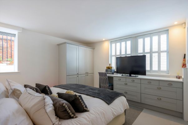Bedroom, Interior, Recessed Lighting