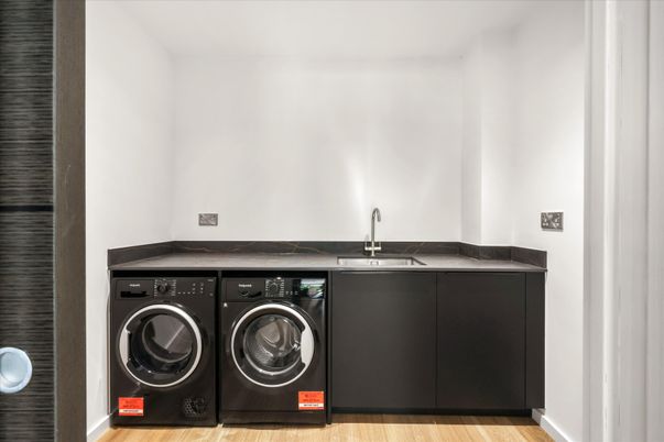 Interior, Washer, Wood Texture Flooring