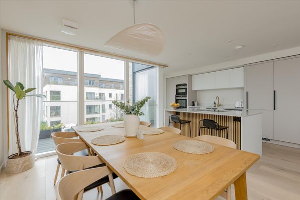 Dining room, Interior, Kitchen, Recessed Lighting, Wood Texture Flooring