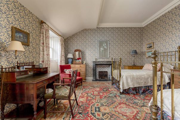 Bedroom, Fireplace, Home Office, Interior