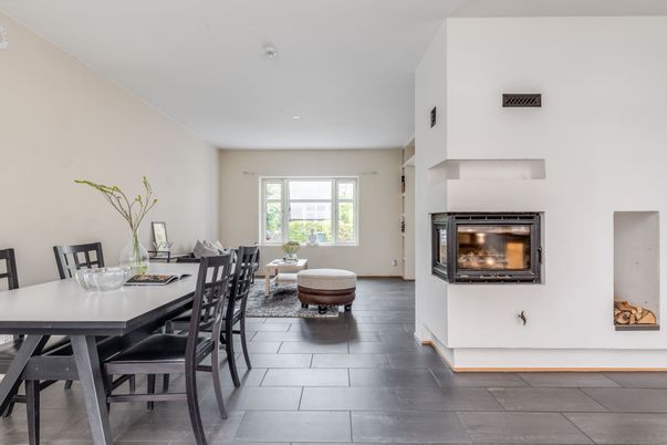 Dining room, Fireplace, Interior, Recessed Lighting
