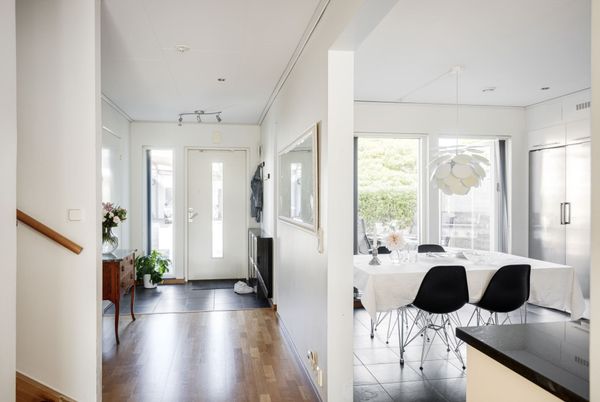 Dining room, Interior, Pendant Lights, Wood Texture Flooring