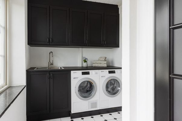 Interior, Washer