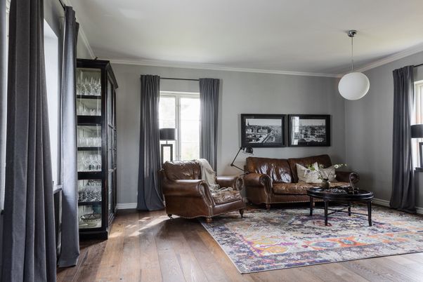 Interior, Living room, Pendant Lights, Wood Texture Flooring