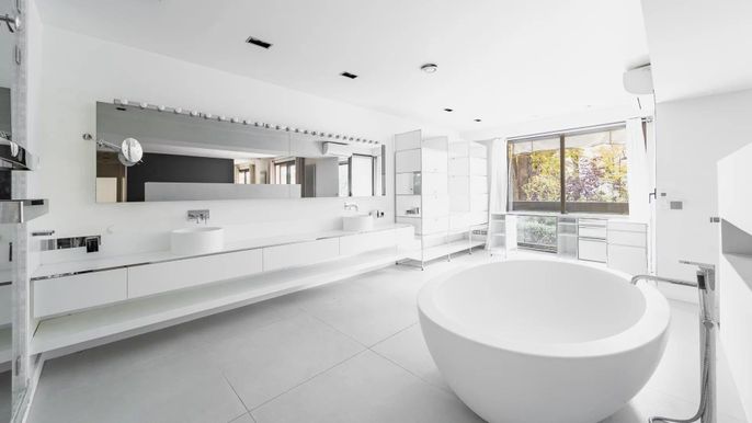 Bathroom, Dual Sink Vanities, Free Standing Baths, Glass Shower, Interior, Recessed Lighting