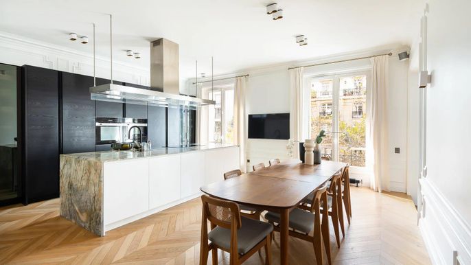 Dining room, Interior, Kitchen, Pendant Lights, Wood Texture Flooring
