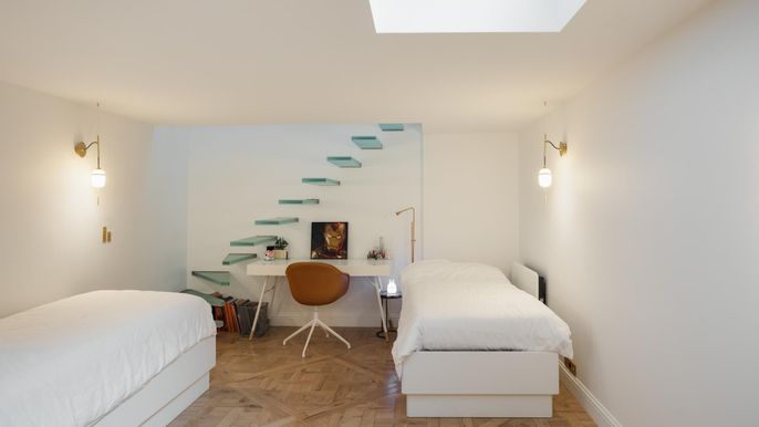 Bedroom, Interior, Pendant Lights, Wood Texture Flooring