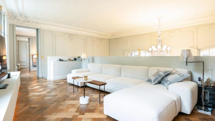 Chandelier, Interior, Living room, Wood Texture Flooring
