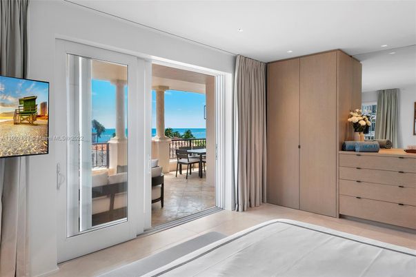 Interior, Recessed Lighting, Water