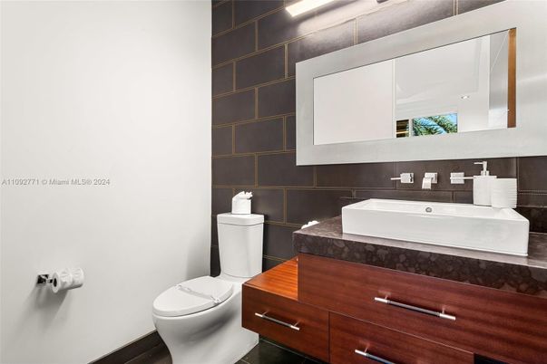 Bathroom, Interior