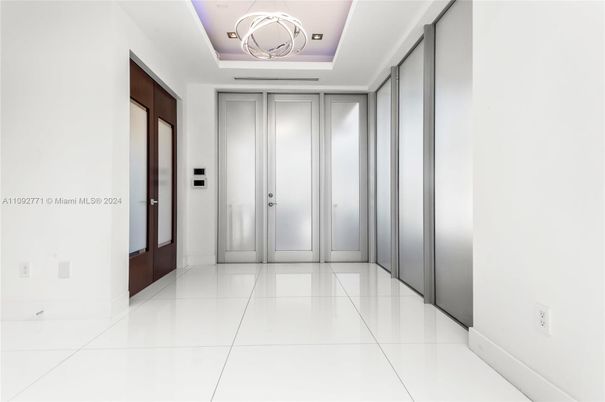 Elevator, Interior, Pendant Lights, Recessed Lighting