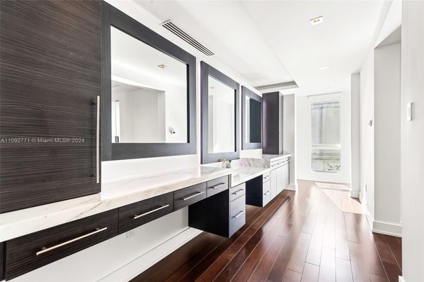 Bathroom, Dual Sink Vanities, Interior, Recessed Lighting, Wood Texture Flooring