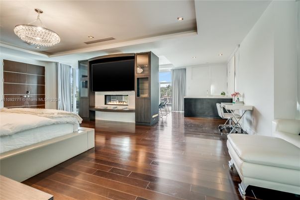 Bedroom, Chandelier, Fireplace, Home Office, Interior, Recessed Lighting, Wood Texture Flooring