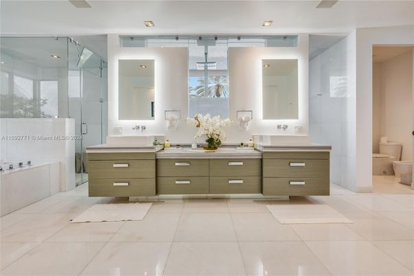 Bathroom, Dual Sink Vanities, Glass Shower, Interior, Recessed Lighting