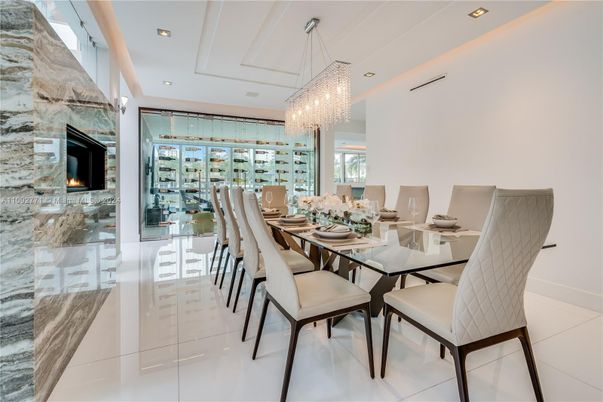 Chandelier, Dining room, Fireplace, Interior, Recessed Lighting