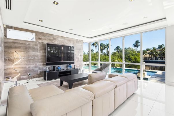 Interior, Living room, Recessed Lighting