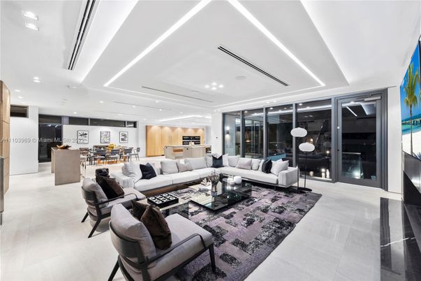 Dining room, Interior, Kitchen, Living room, Recessed Lighting