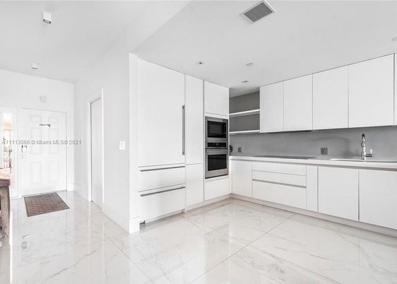 Interior, Kitchen, Marble, Recessed Lighting