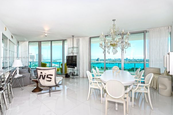 Chandelier, Dining room, Interior, Living room, Water