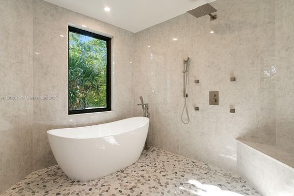 Bathroom, Free Standing Baths, Interior, Recessed Lighting