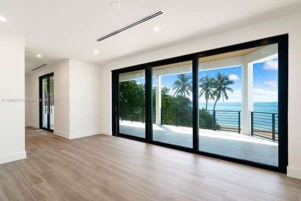Empty room, Interior, Recessed Lighting, Water, Wood Texture Flooring