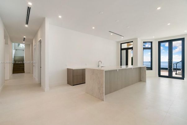 Interior, Recessed Lighting, Water
