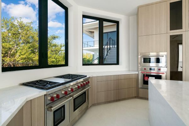 Interior, Kitchen, Stainless Steel Appliances