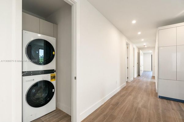 Interior, Recessed Lighting, Utility Closets, Washer, Wood Texture Flooring
