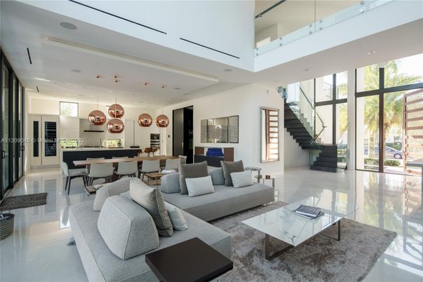 Dining room, Interior, Living room, Pendant Lights, Recessed Lighting