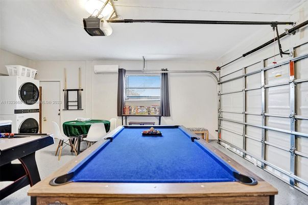 Billiard Table, Game Room, Garage, Interior
