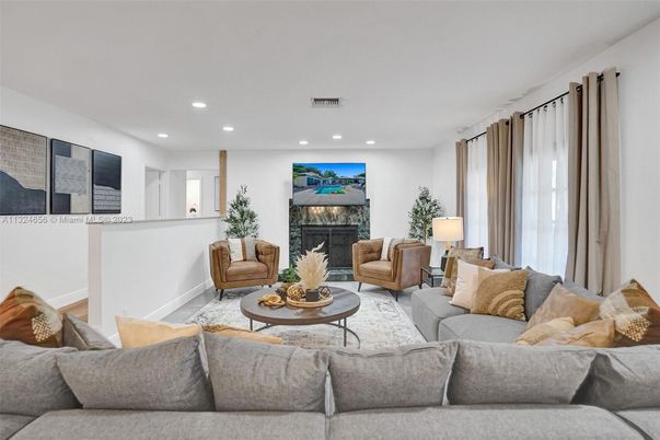 Fireplace, Interior, Living room, Recessed Lighting