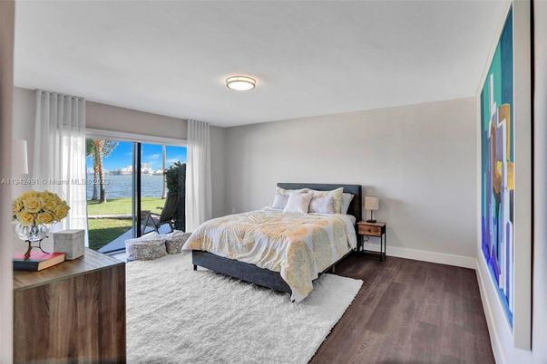 Bedroom, Interior, Water, Wood Texture Flooring
