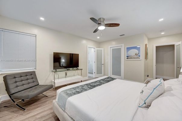 Bedroom, Interior, Recessed Lighting, Wood Texture Flooring