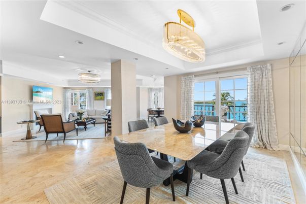 Chandelier, Dining room, Interior, Living room, Recessed Lighting, Water