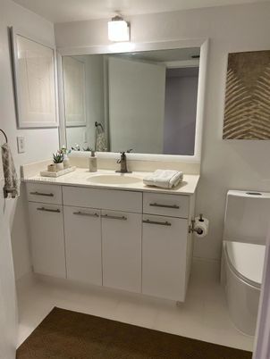 Bathroom, Dual Sink Vanities, Interior
