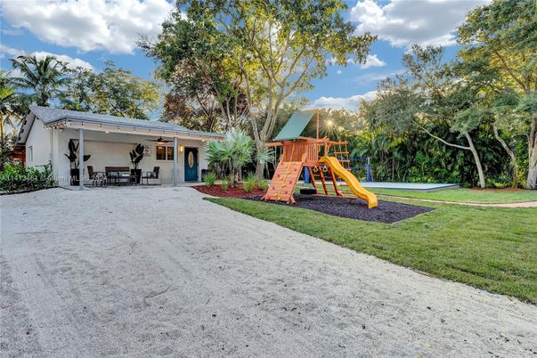 Backyard, Exterior, Playground